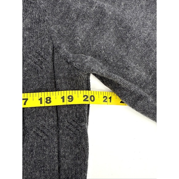 Turnbury Men's M Gray V-Neck Textured Rib Knit Merino Wool Blend Sweater - Picture 6 of 9